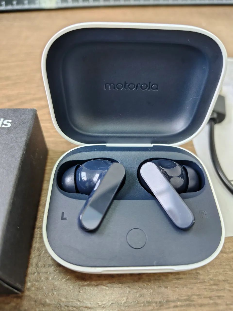 Fone bluetooth Moto Buds Bass - Foto 3