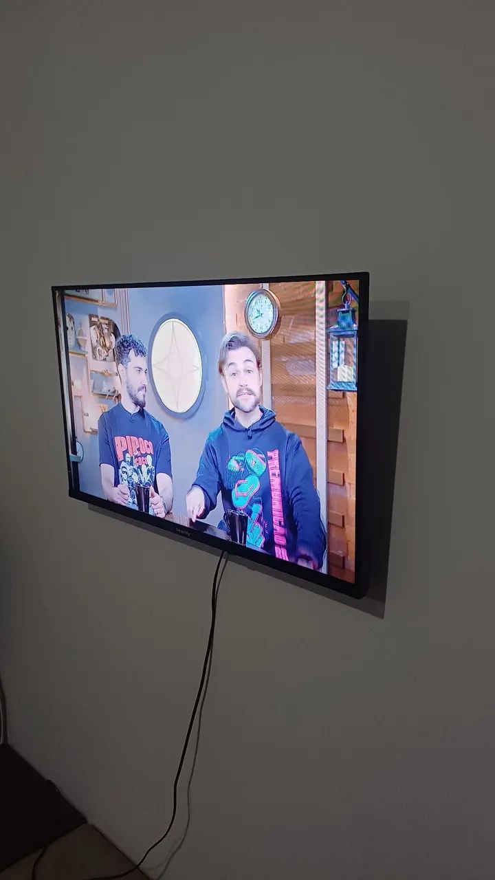  Smart TV Smartfy 32" - Pouco uso