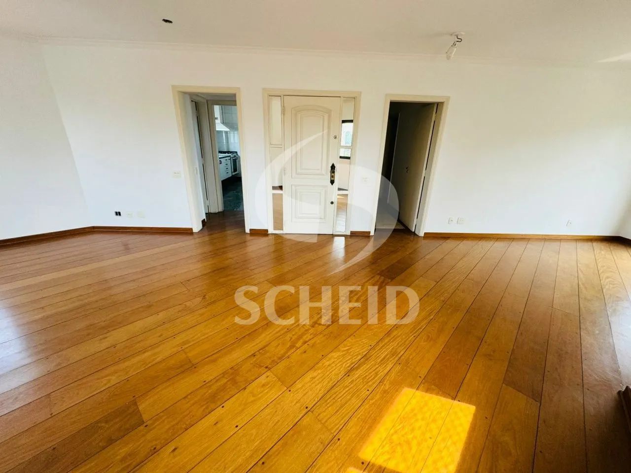 Imóvel à Venda no Campo Belo com 180m², 3 quartos e 3 vagas - Foto 3
