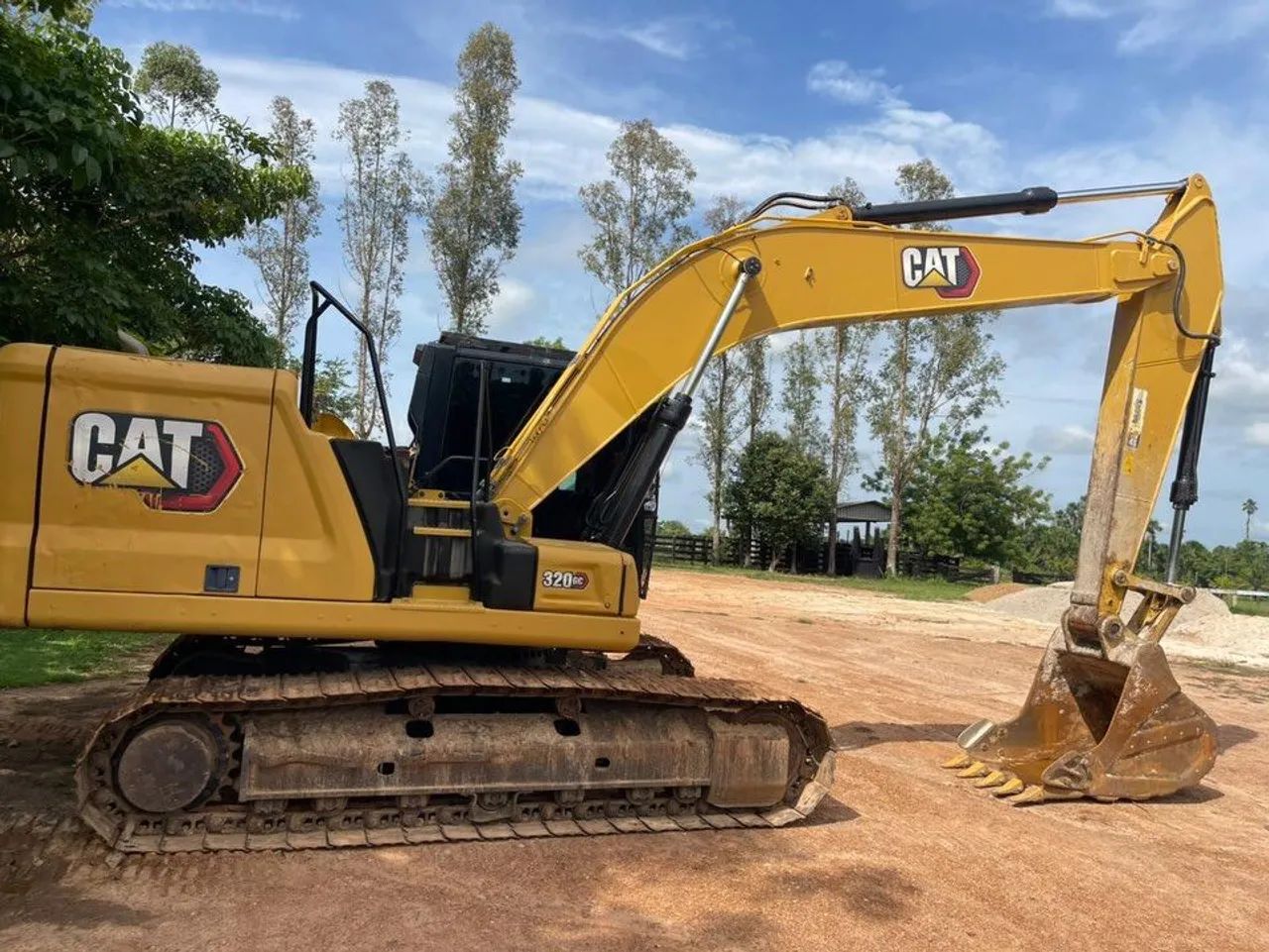 ESCAVADEIRA CATERPILLAR  - Foto 4