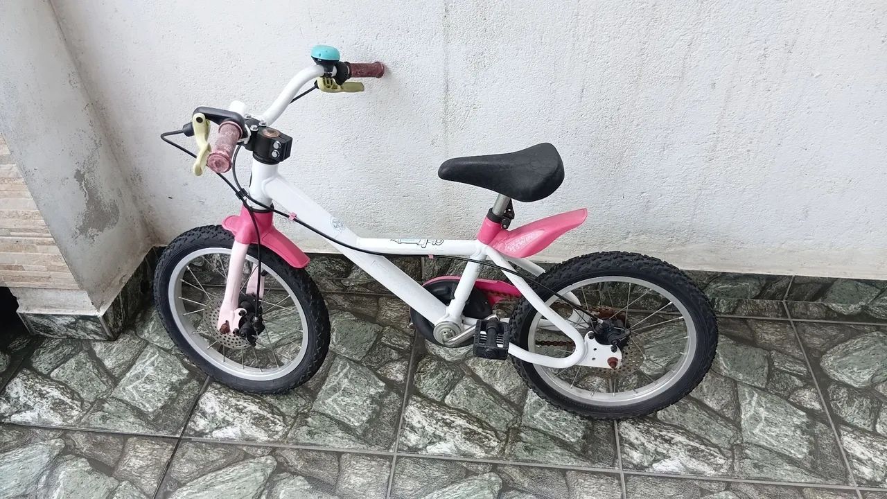 Bicicleta infantil aro 16 com freio a disco