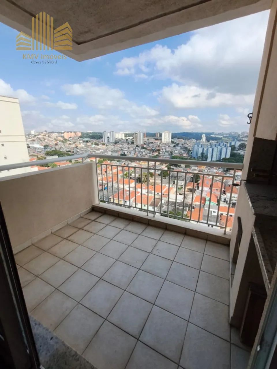 Lindo apartamento com sacada ampla gourmet e área de lazer!! - Foto 3