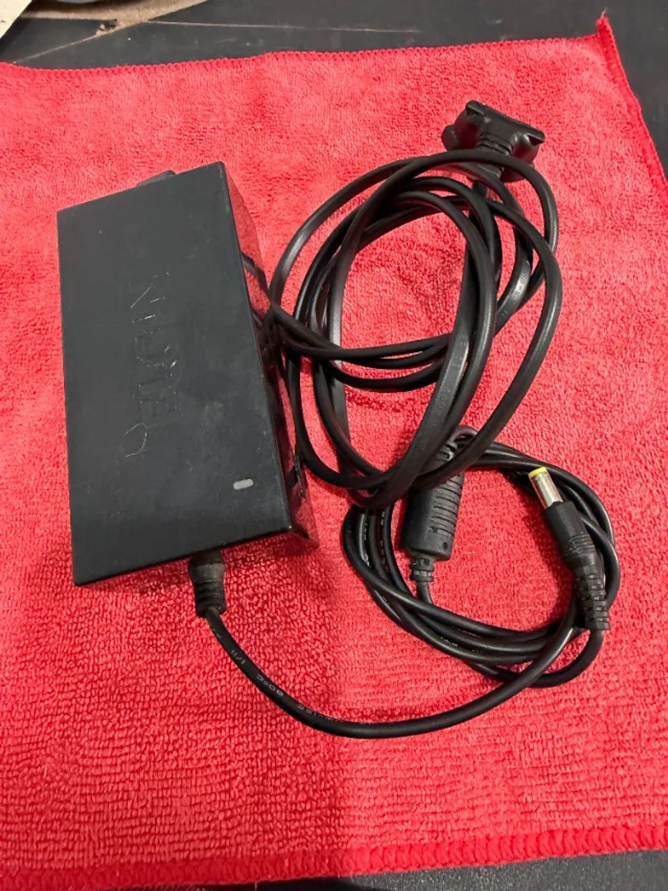 Fonte Universal Elgin 90W com Seletor de Voltagem Regulável (12V a 24V) - Foto 5