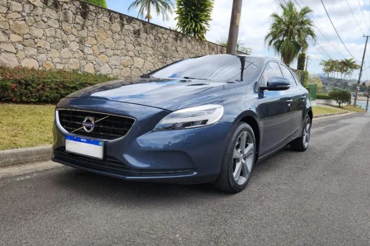 Volvo V40 V40 T-4 MOMENTUM 2.0 Aut. 2017