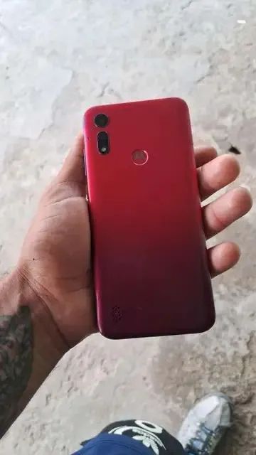 Celular moto E6 plus
