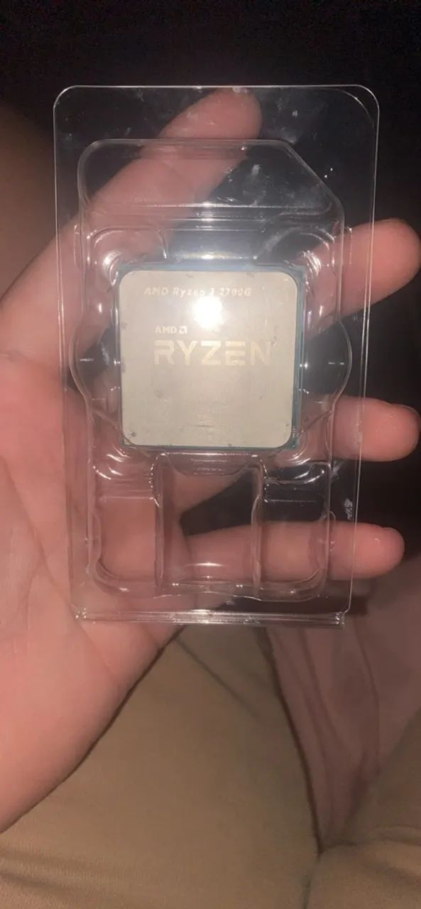 AMD Ryzen 3 2200G - Foto 2