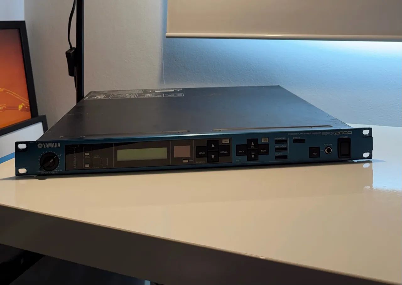 Yamaha SPX 2000 