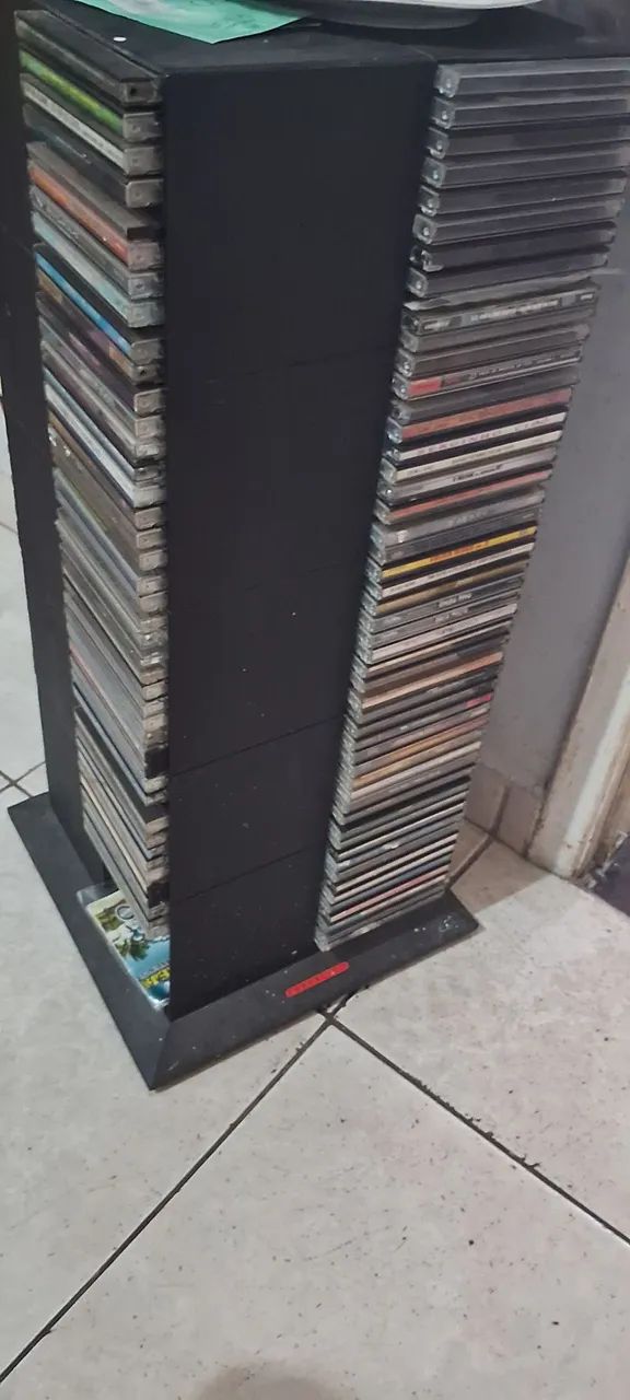 Porta CDs/ DVDs  giratória.  - Foto 2