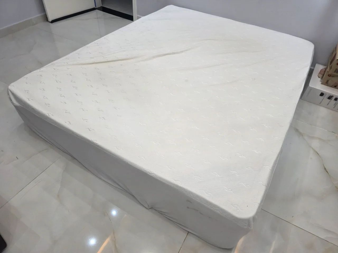 Vendo colchão QUEEN Ortobom R$ 1.000,00