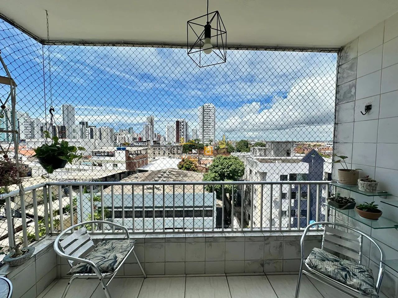 Apartamento Grande 4 Quartos com Varanda em Piedade 2