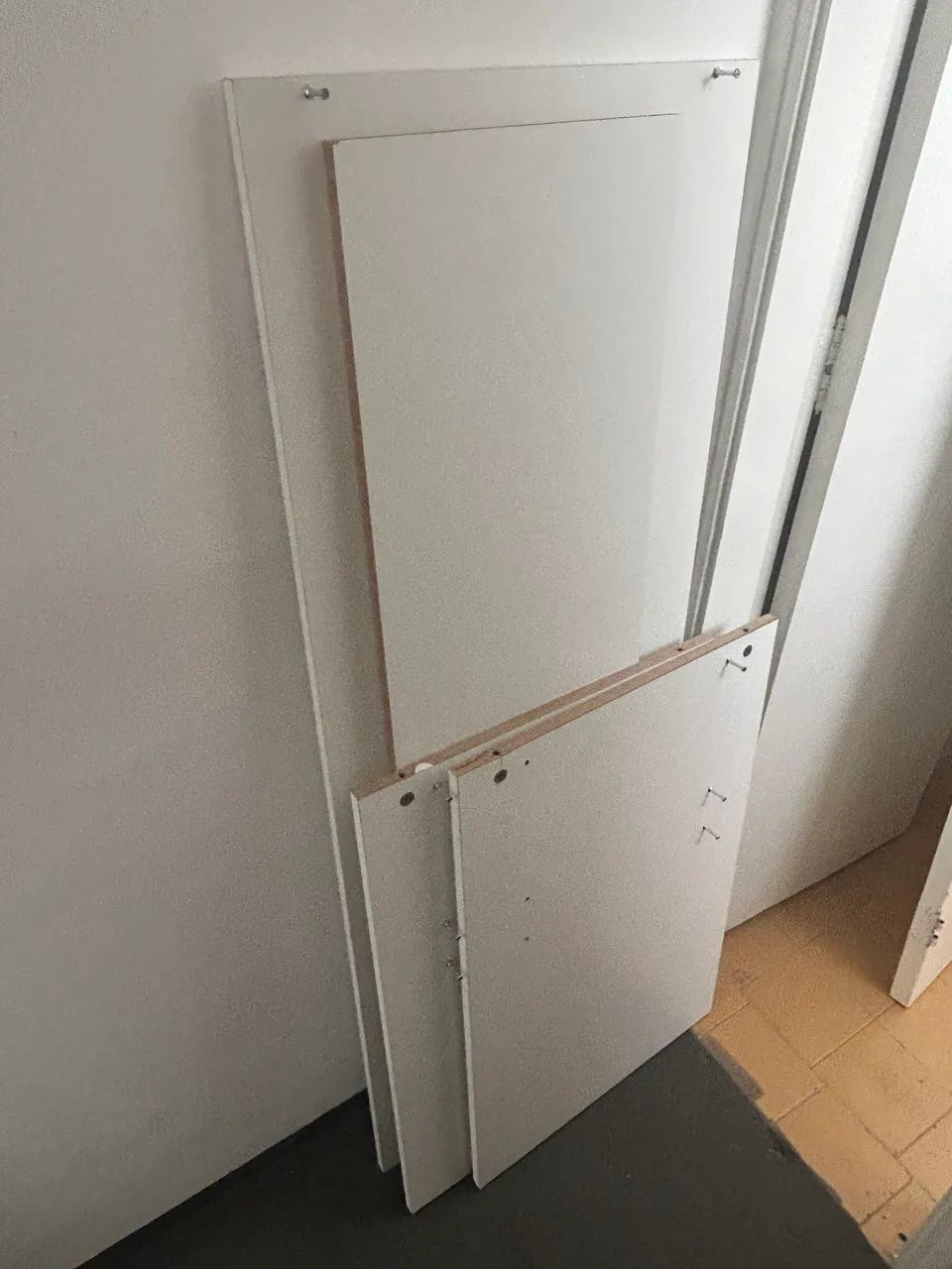 Escrivaninha em MDF - Foto 2
