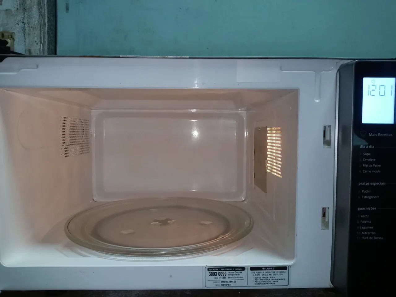Microondas Brastemp 30L espelhado com Garantia  - Foto 2