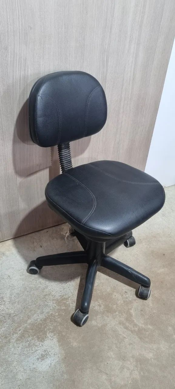 Cadeira escritório giratória  - Foto 3