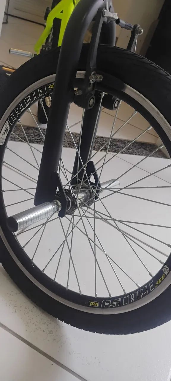 Bicicleta aro 20  - Foto 4
