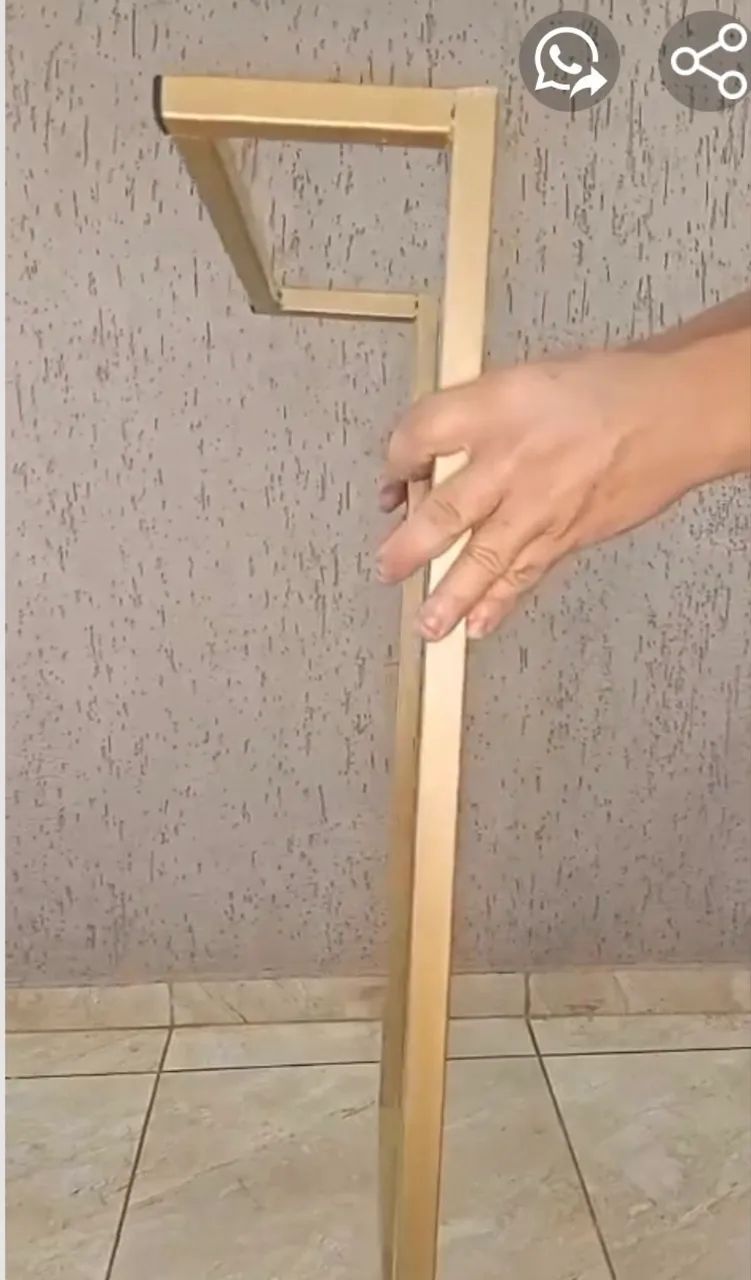 Pés para mesa cor dourada  - Foto 2