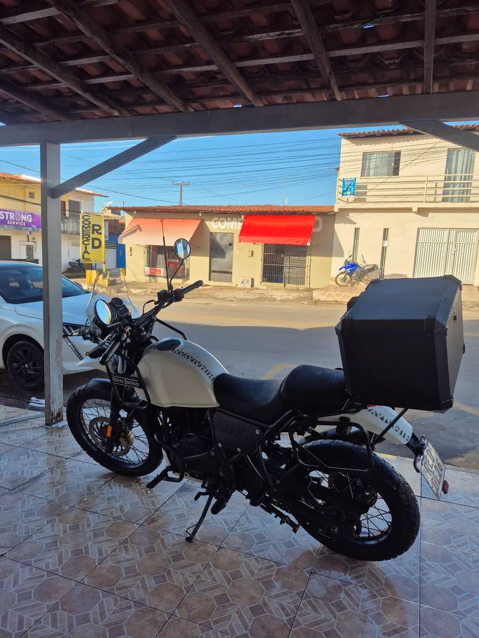Himalayan 411 2020  - Foto 2
