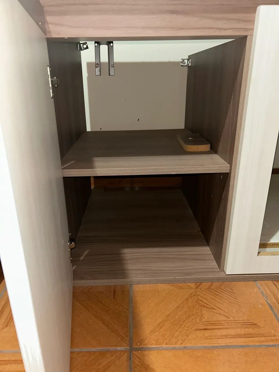 Bancada de mármore com cooktop e armário planejado - Foto 5