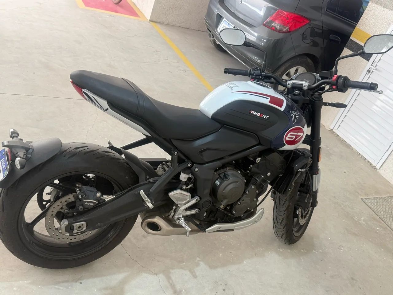 TRIDENT 660 - Foto 2