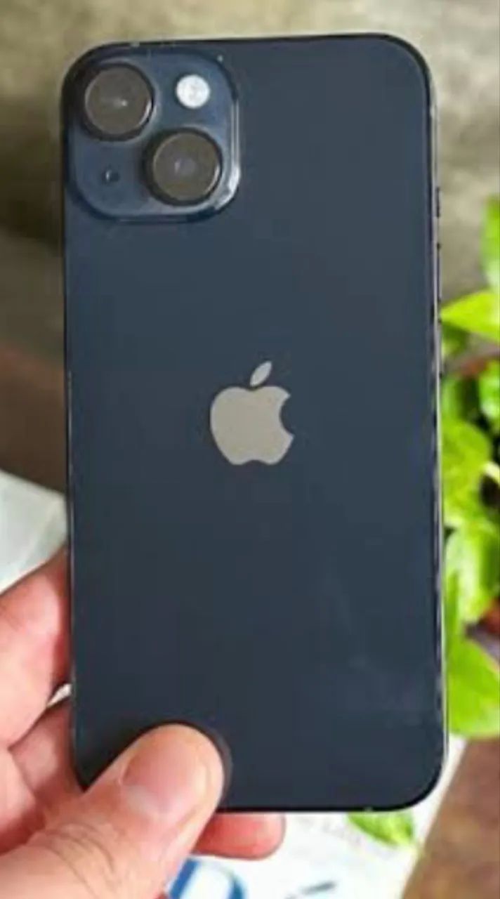 Vendo iPhone 14 128gb, impecável e sem marcas de uso, bateria 85%