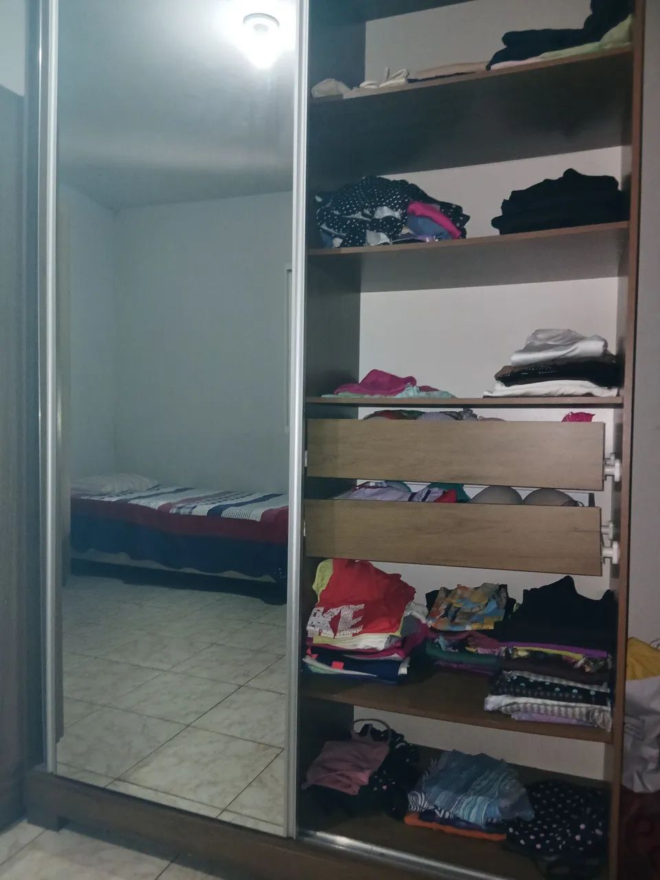 Guarda-Roupa de correr com espelho  - Foto 3