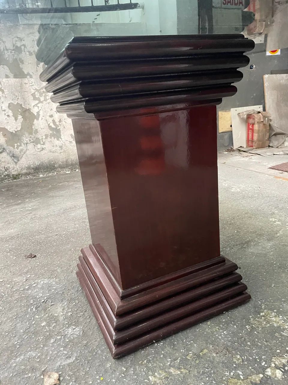 Mesa pé madeira com vidro - Foto 3