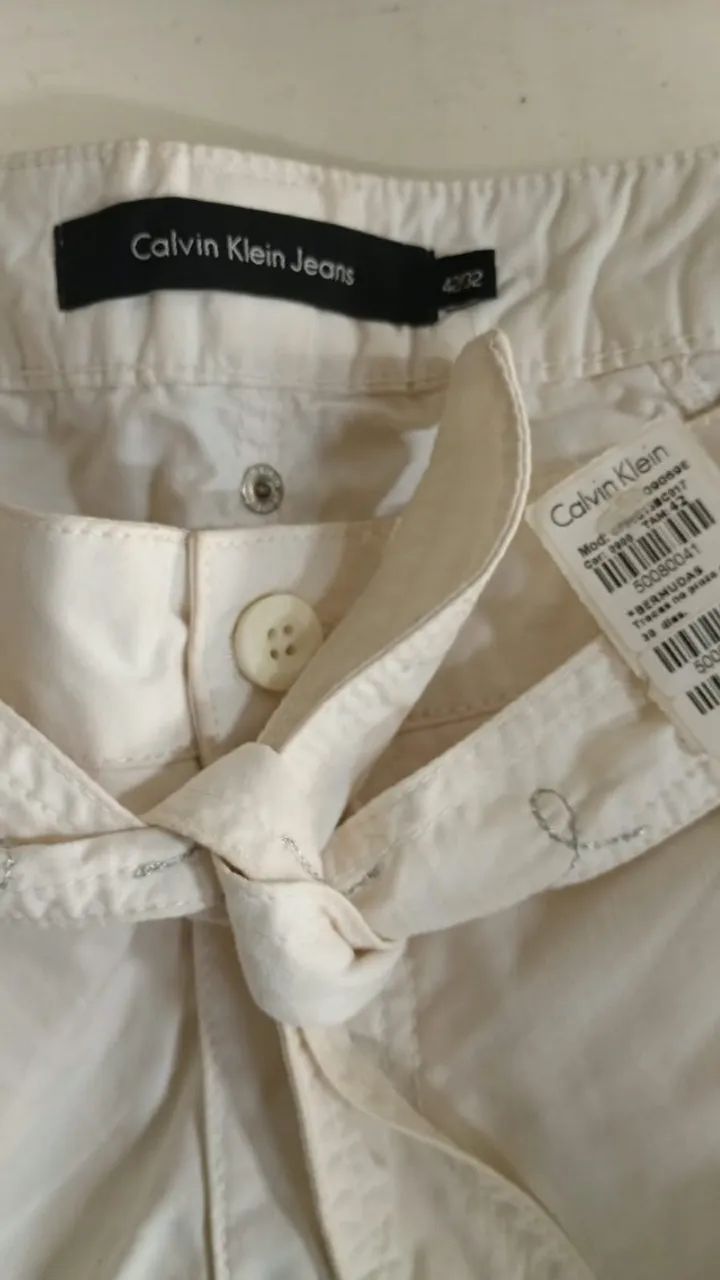 Burmeda 44 tamanho  Calvin Klein  - Foto 2