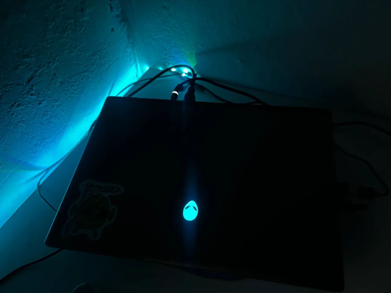 Notebook Alienware m16 r2  - Foto 2