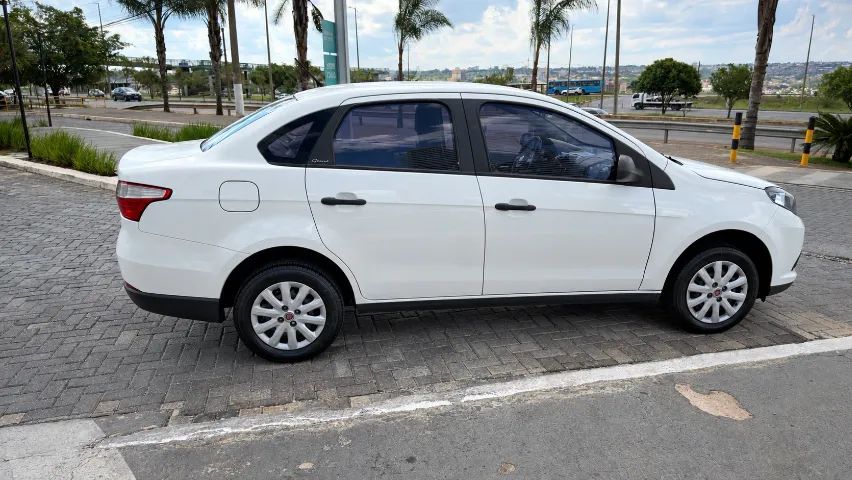 Fiat Grand Siena 1.4 EVO FLEX 8V 4P 2021