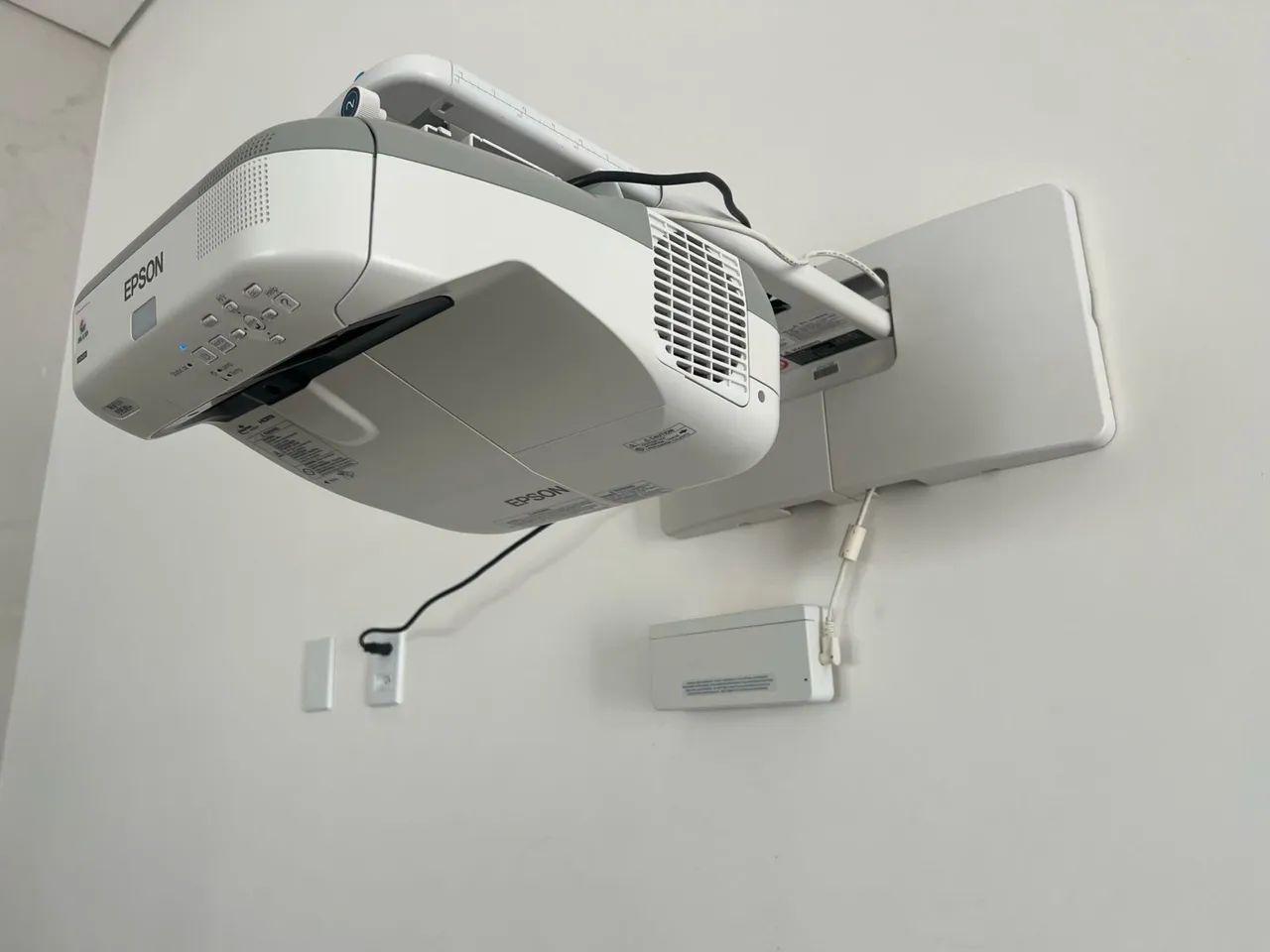 Projetor touch interativo imagem gigante 
