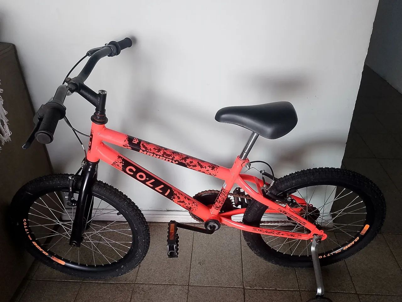Bicicleta infantil.