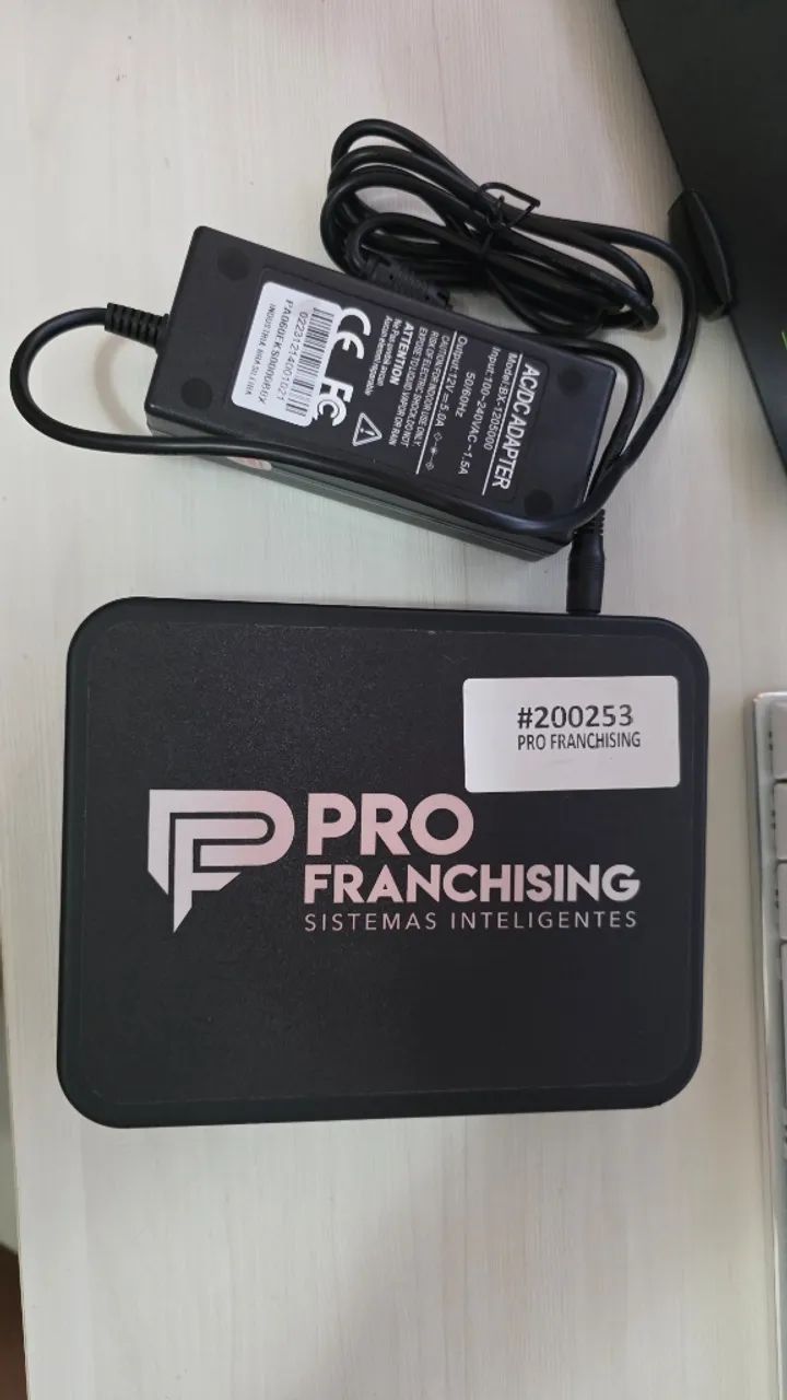 Mini PC Positivo Smart Client 4K - Intel Quad-Core / 4GB RAM / 128GB / Win 11 Pro