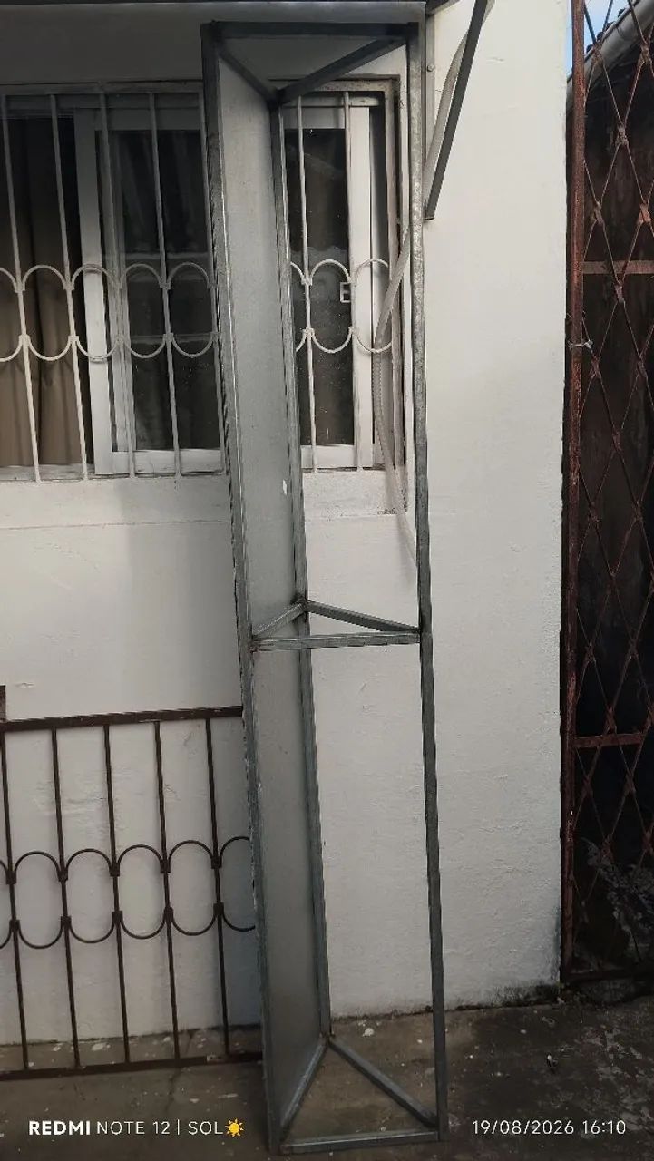 Estrutura de Metalon.