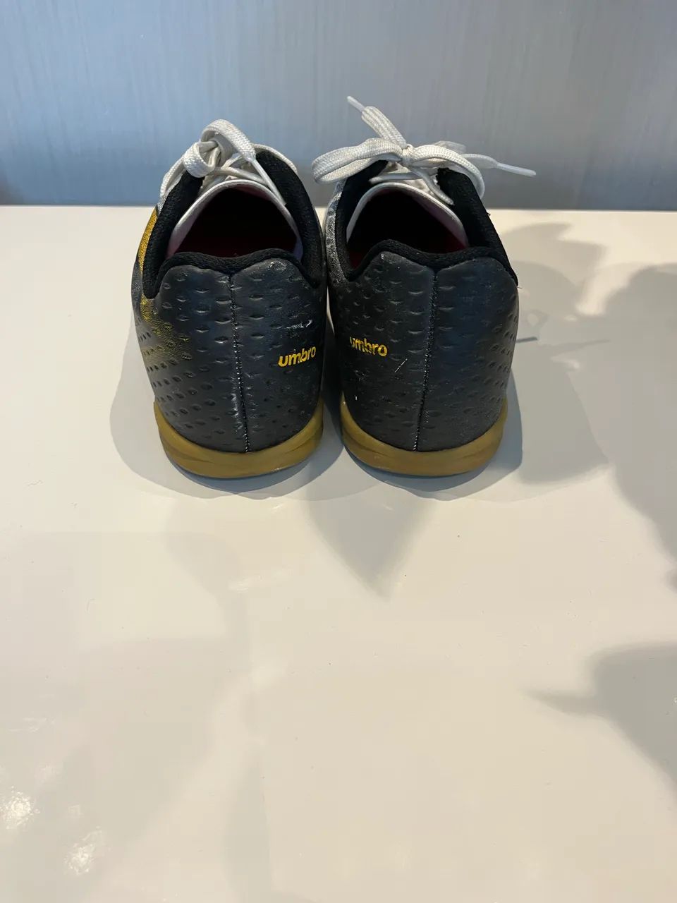 Chuteira Umbro 36 futsal warskin - Foto 4