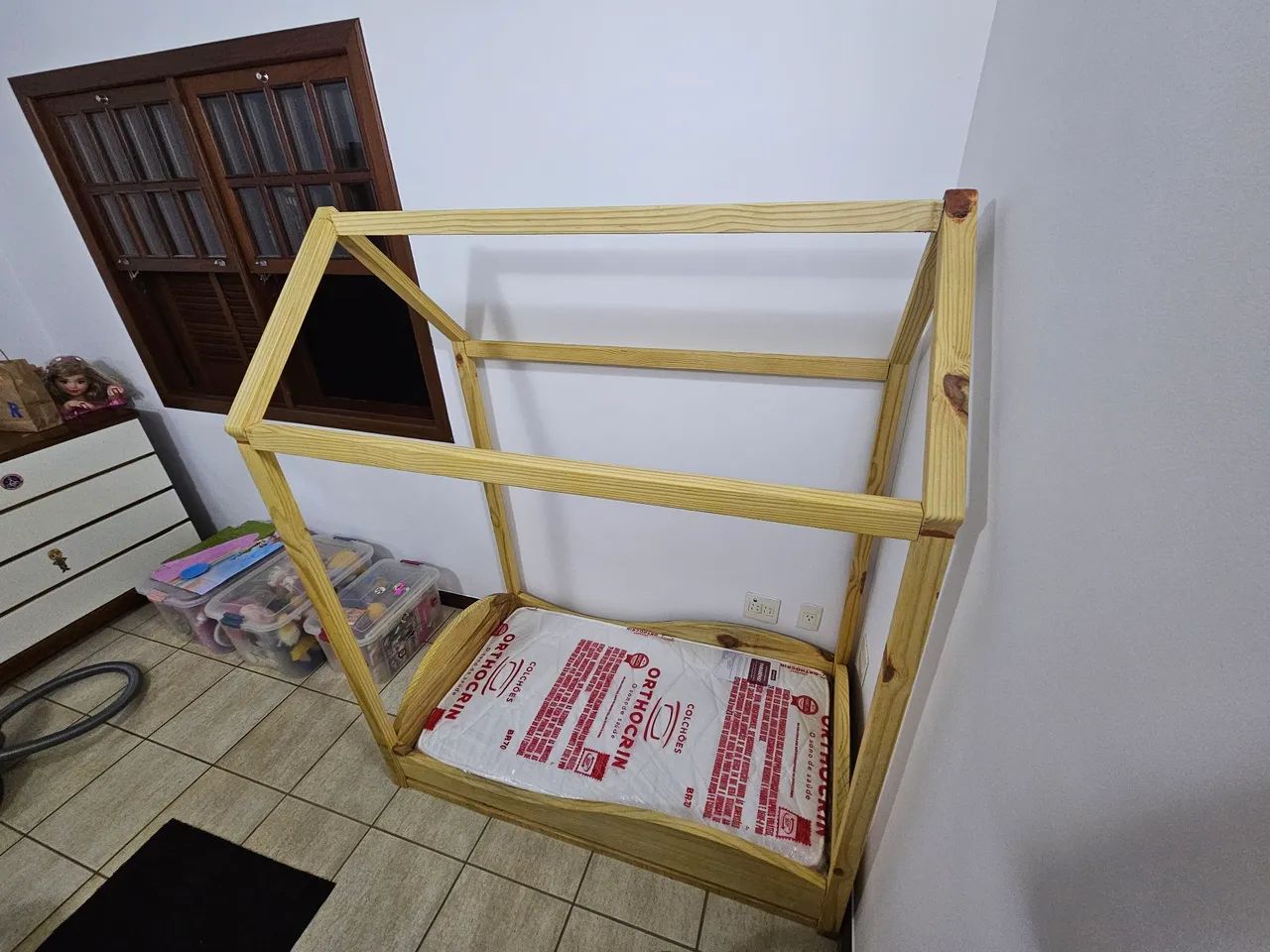 Cama montessoriana em pinus artesanal - Foto 2