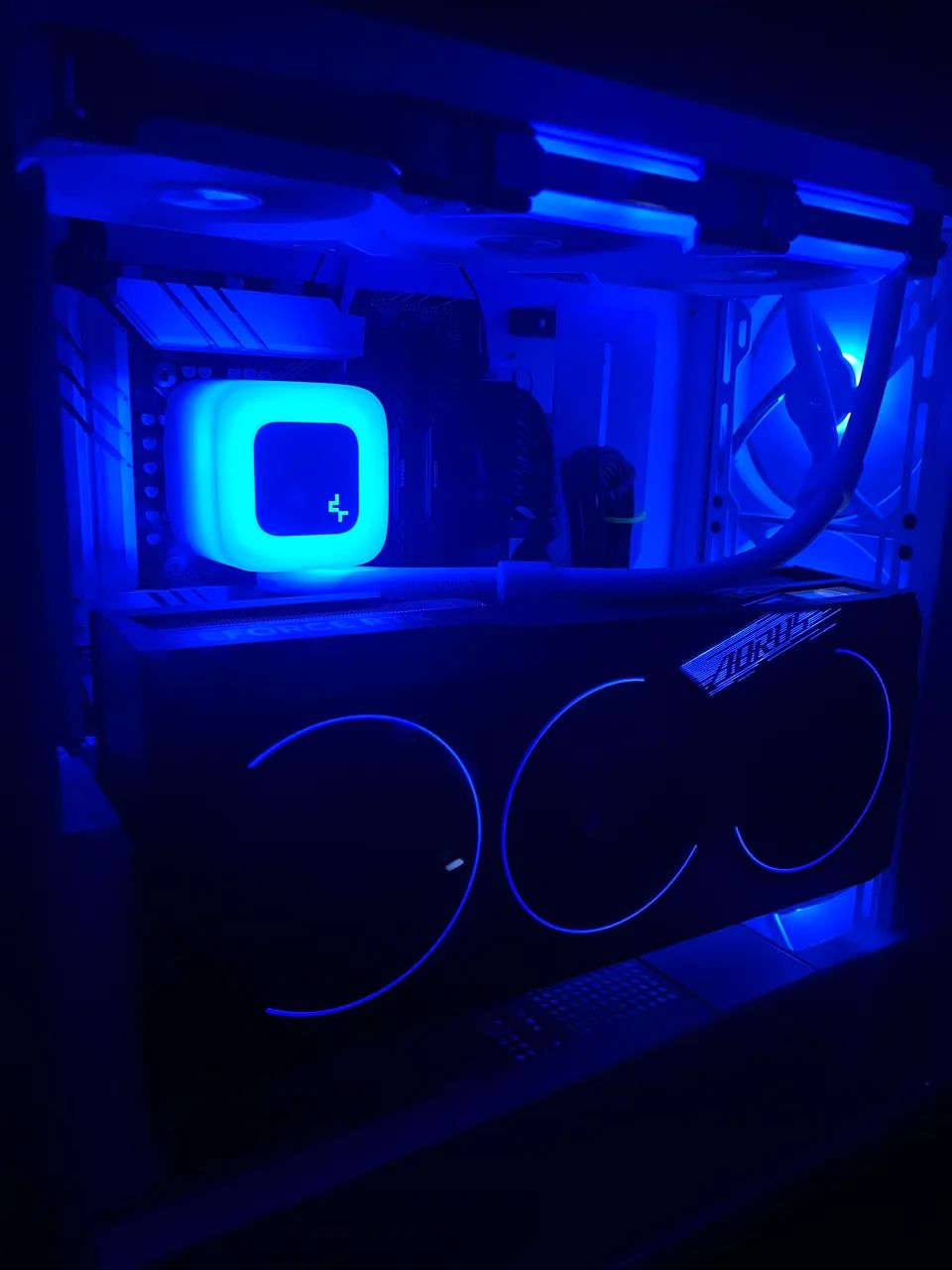 RTX 4080 SUPER AORUS