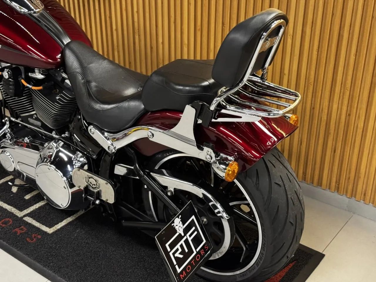 Harley Davidson BREAKOUT FXBR 2015 - Foto 4
