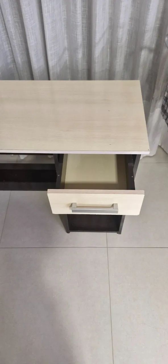 Mesa de escritório - Foto 2