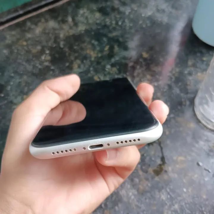 Vende iPhone XR de 750,00 sem nenhum problema - Foto 5