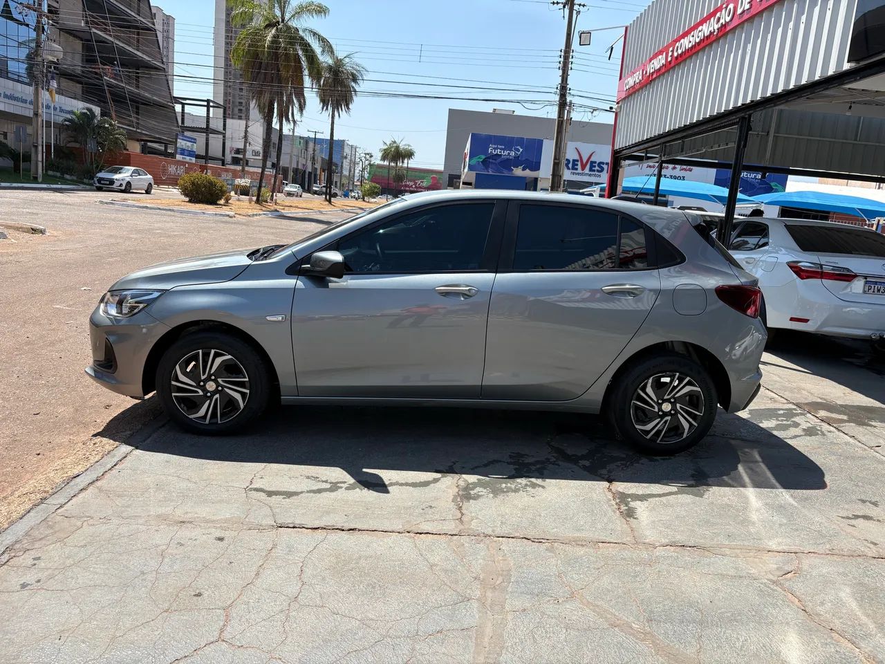 Chevrolet Onix ONIX HATCH LT 1.0 12V Flex 5p Mec. 2024