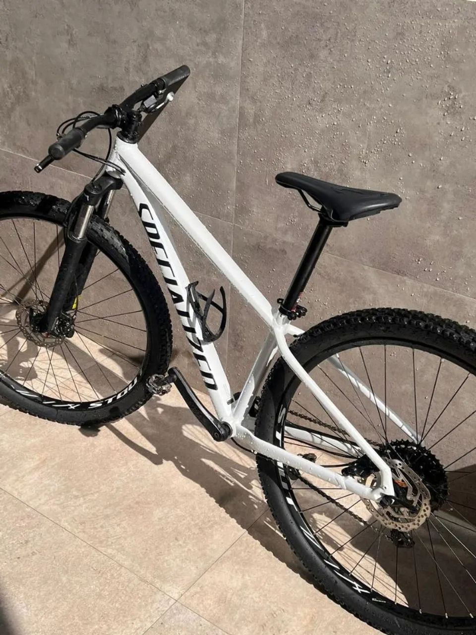 Bicicleta Specialized Rockhopper 2021 - Foto 3