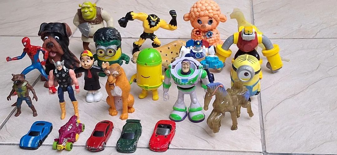 Lote de brinquedos ótimos. - Foto 3