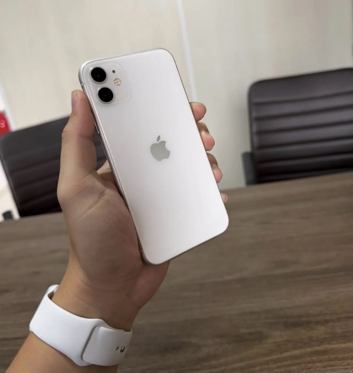 iPhone 11 128G semi novo  - Foto 3