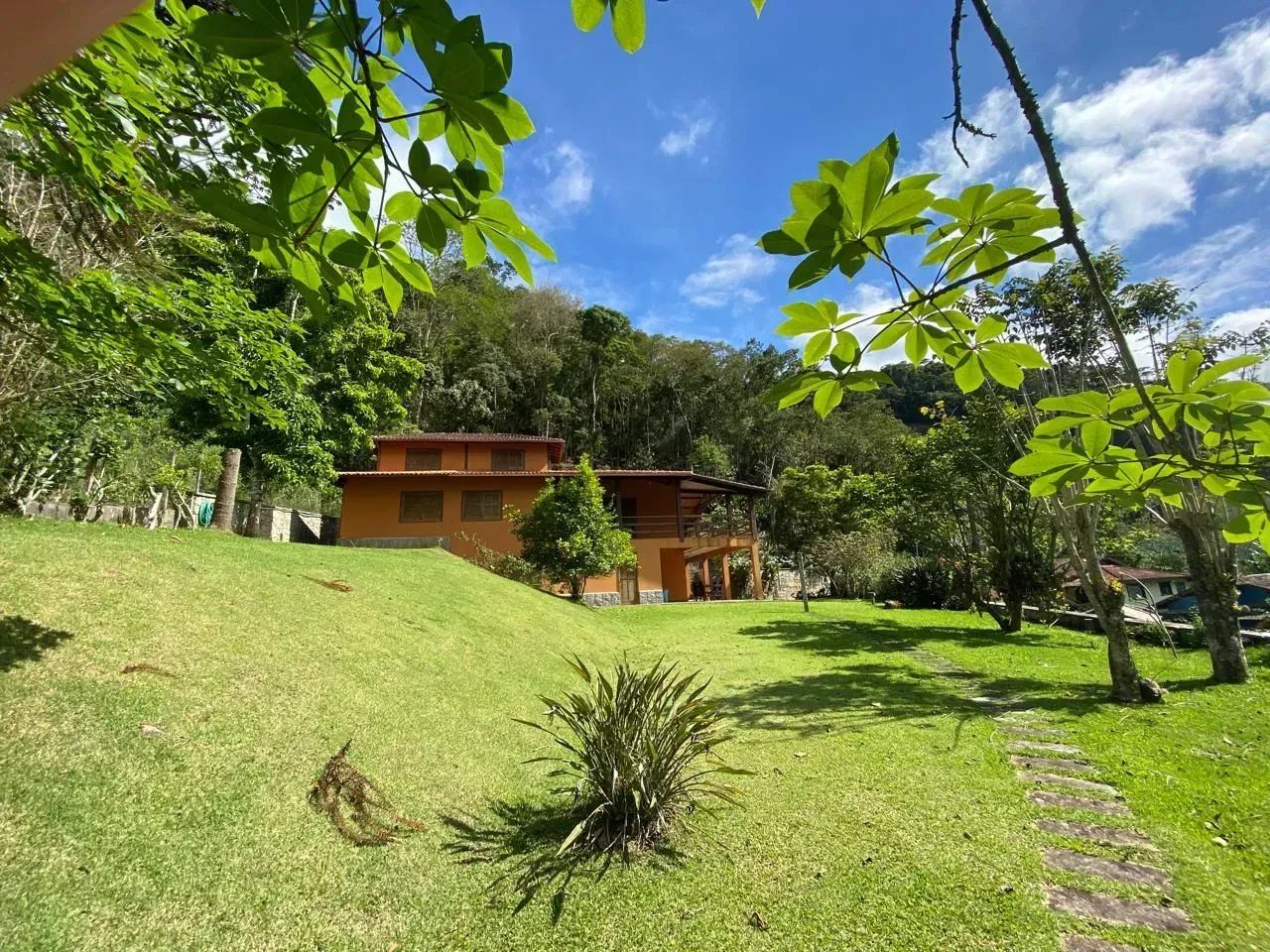 Casa para venda com 420 metros quadrados com 4 quartos - Foto 4