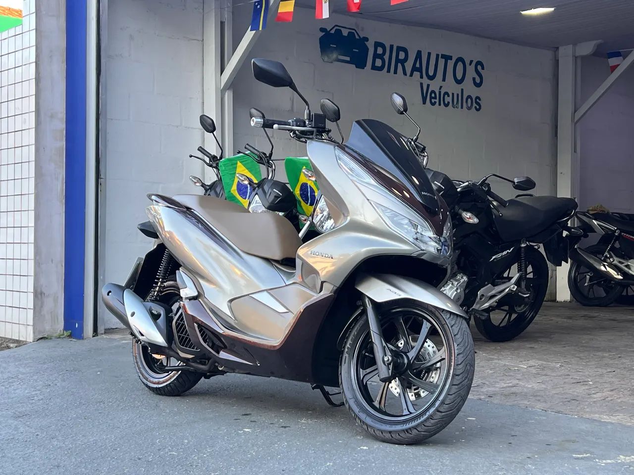 Pcx dlx 150 2022 - Foto 3
