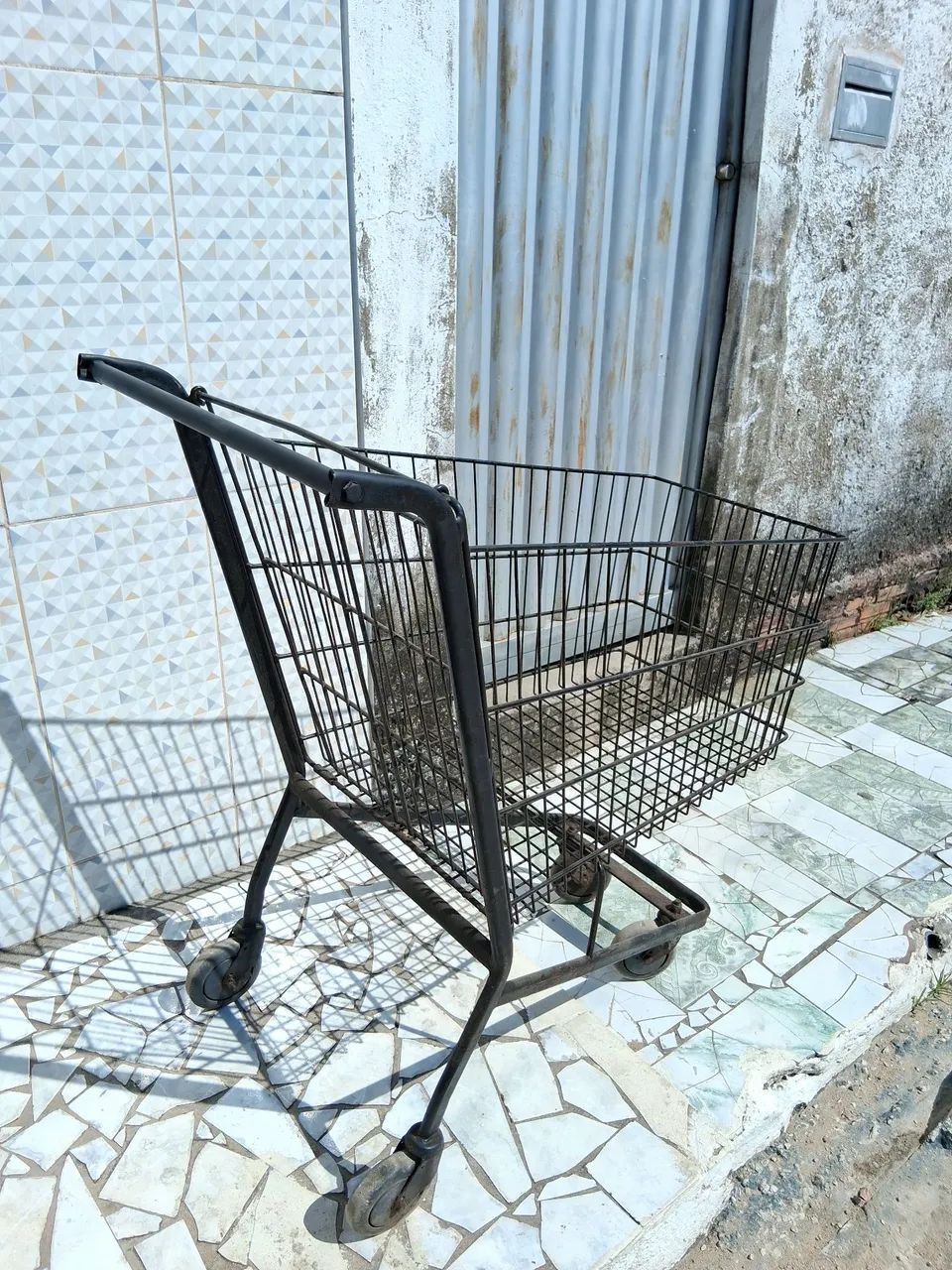 Carrinho de mercado - Foto 2
