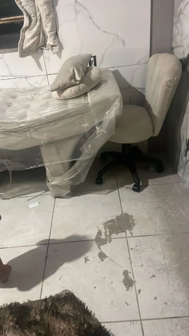 Maca e cadeira 