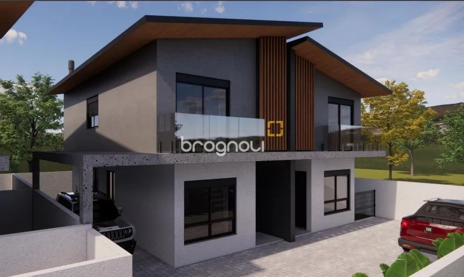 Casa com 3 dormitórios e espaço para home office no Santa Mônica