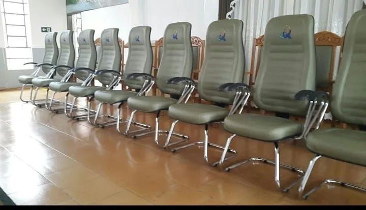 Poltronas para púlpito de igreja  - Foto 5