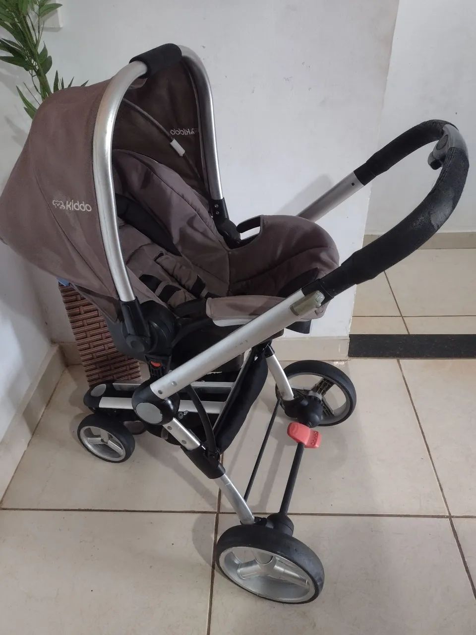 Carrinho moisés com bebê conforto  - Foto 2