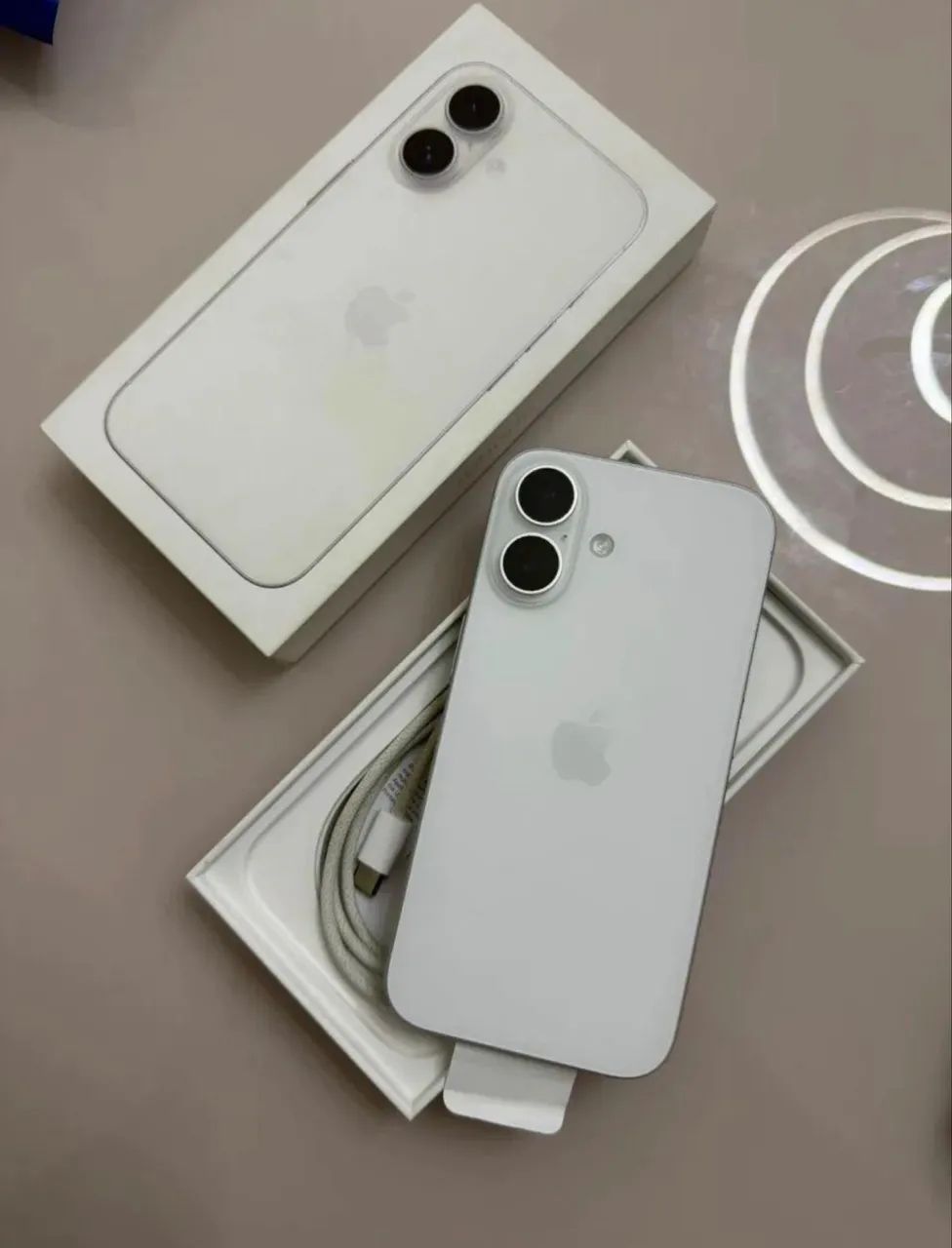 IPHONE 16 128g ( 5 meses de uso ) - Foto 2